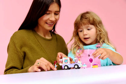 DISPONIBILE DA GENNAIO 2026 - 42675 LEGO - Friends - Auto-unicorno per la consegna di torte