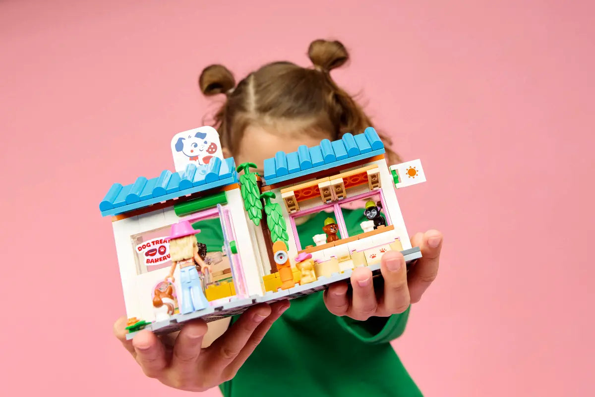 DISPONIBILE DA GENNAIO 2026 - 42677 LEGO - Friends - Il forno dei biscottini per cani