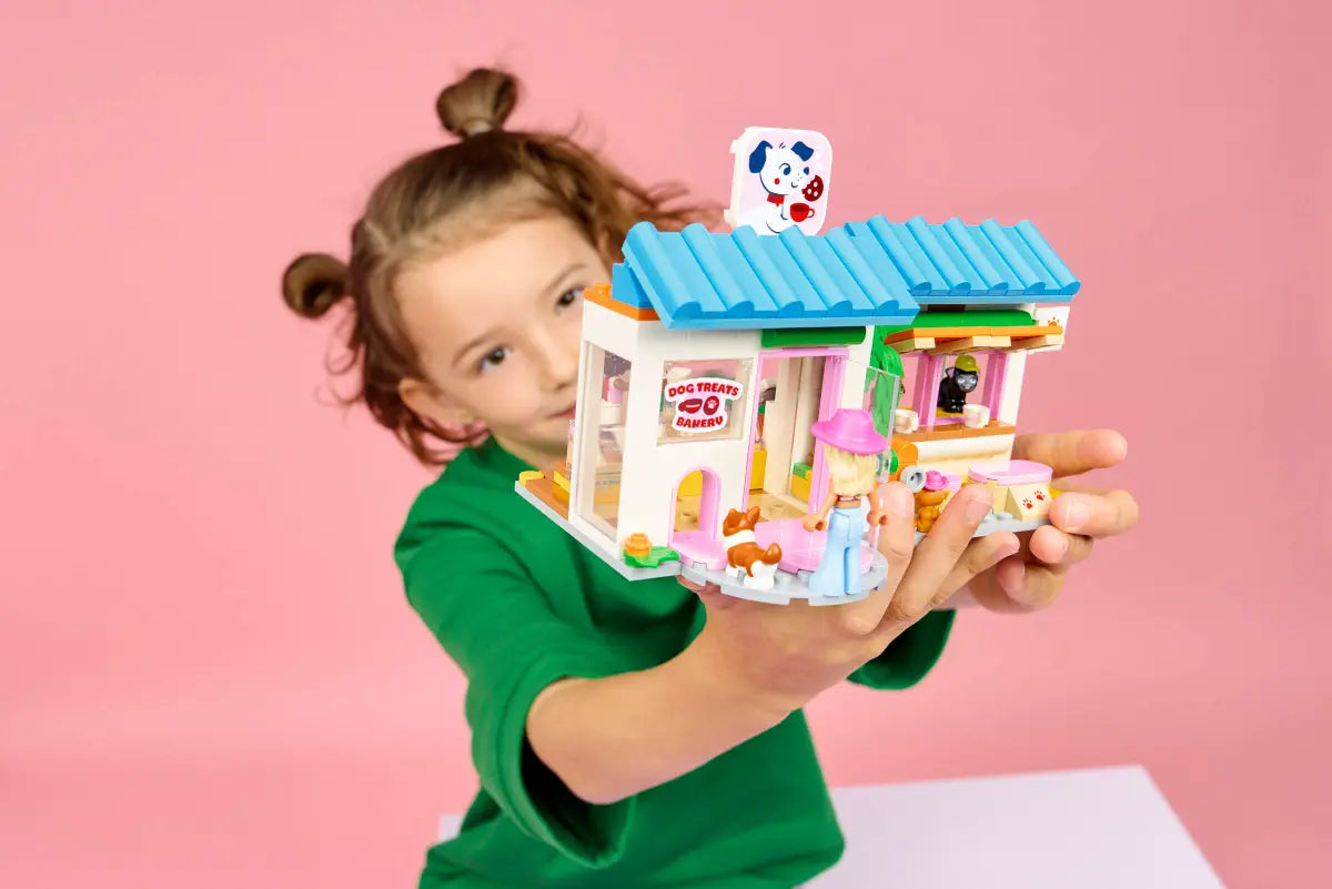 DISPONIBILE DA GENNAIO 2026 - 42677 LEGO - Friends - Il forno dei biscottini per cani
