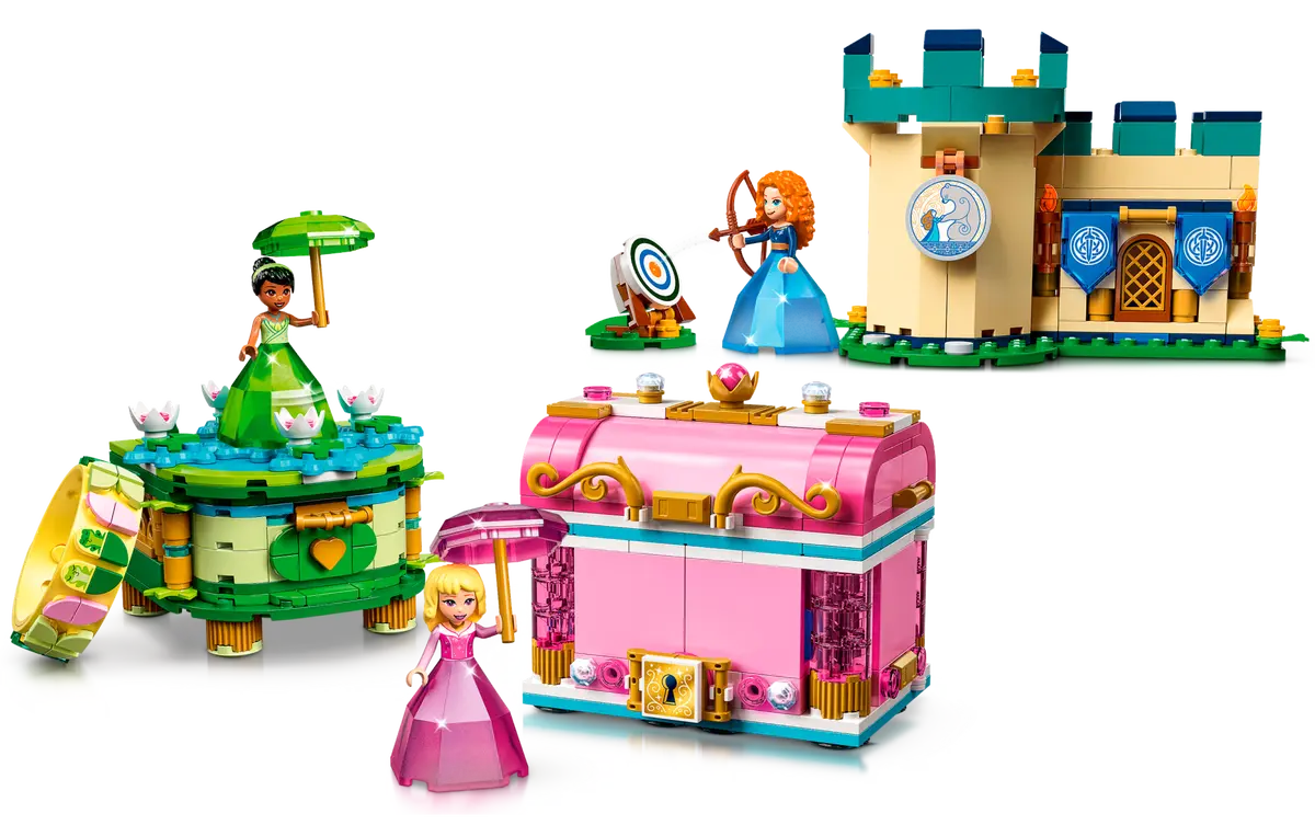 43203 LEGO Disney - Le creazioni incantate di Aurora, Merida e Tiana