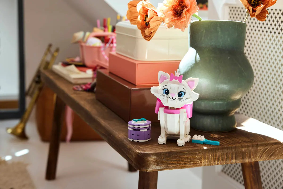 DISPONIBILE DA GENNAIO 2026 - 43286 LEGO Disney - Adorabile Minou de Gli Aristogatti