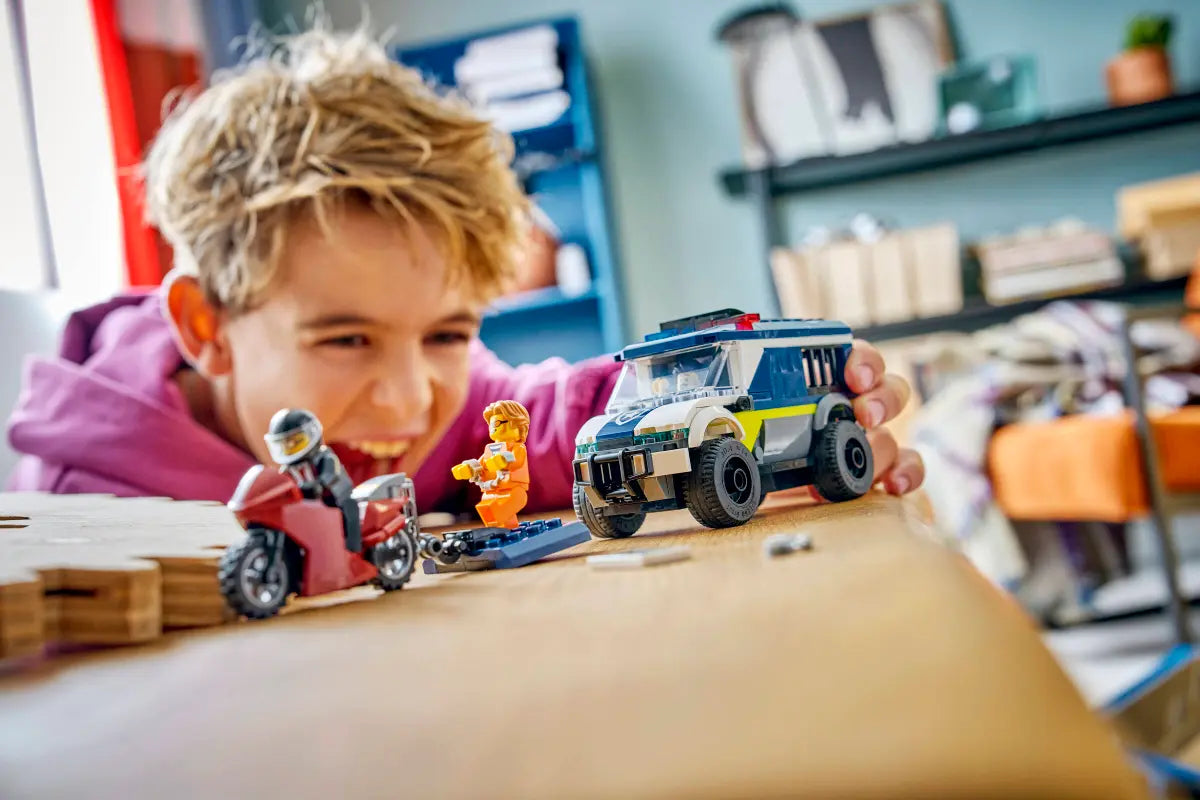 DISPONIBILE DA GENNAIO 2026 - 60479 LEGO City - Cellulare della Polizia