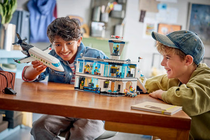 DISPONIBILE DA GENNAIO 2026 - 60502 LEGO City - Aeroporto con aereo