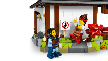 DISPONIBILE DA GENNAIO 2026 - 71858 LEGO Ninjago - La bottega delle Quattro Armi – 15° anniversario