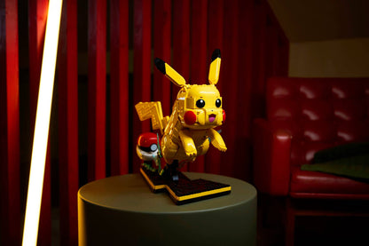 DISPONIBILE DA MAGGIO 2026 - 72152 LEGO POKEMON - Pikachu e Poké Ball