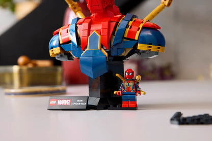 DISPONIBILE DA AGOSTO 2025 - 76326 LEGO Marvel - Busto di Iron Spider-Man