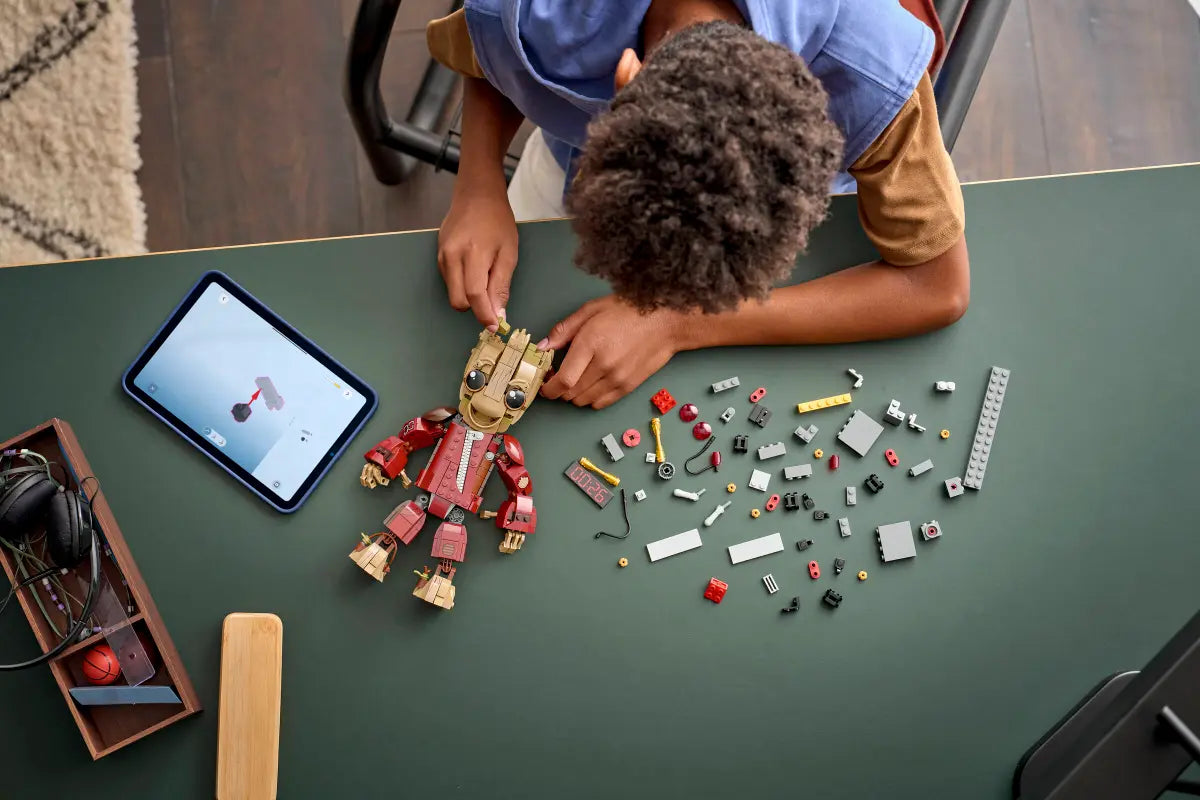 DISPONIBILE DA GENNAIO 2026 - 76341 LEGO Marvel - Groot in tuta da Ravager