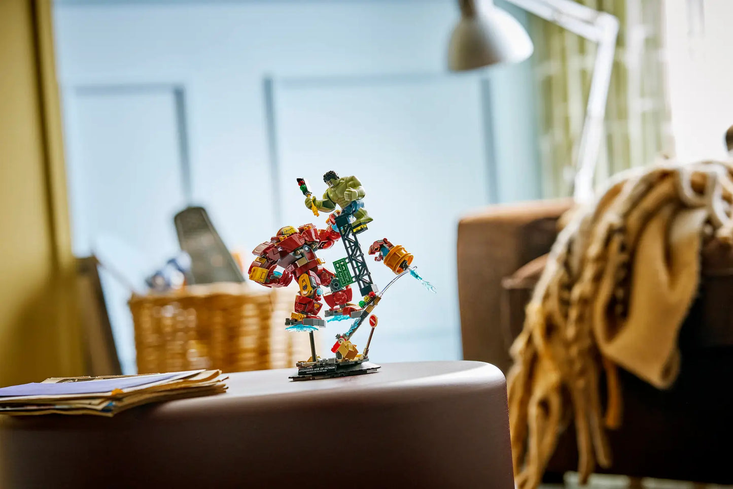 DISPONIBILE DA GENNAIO 2026 - 76343 LEGO Marvel - Battaglia epica: Hulkbuster vs. The Hulk