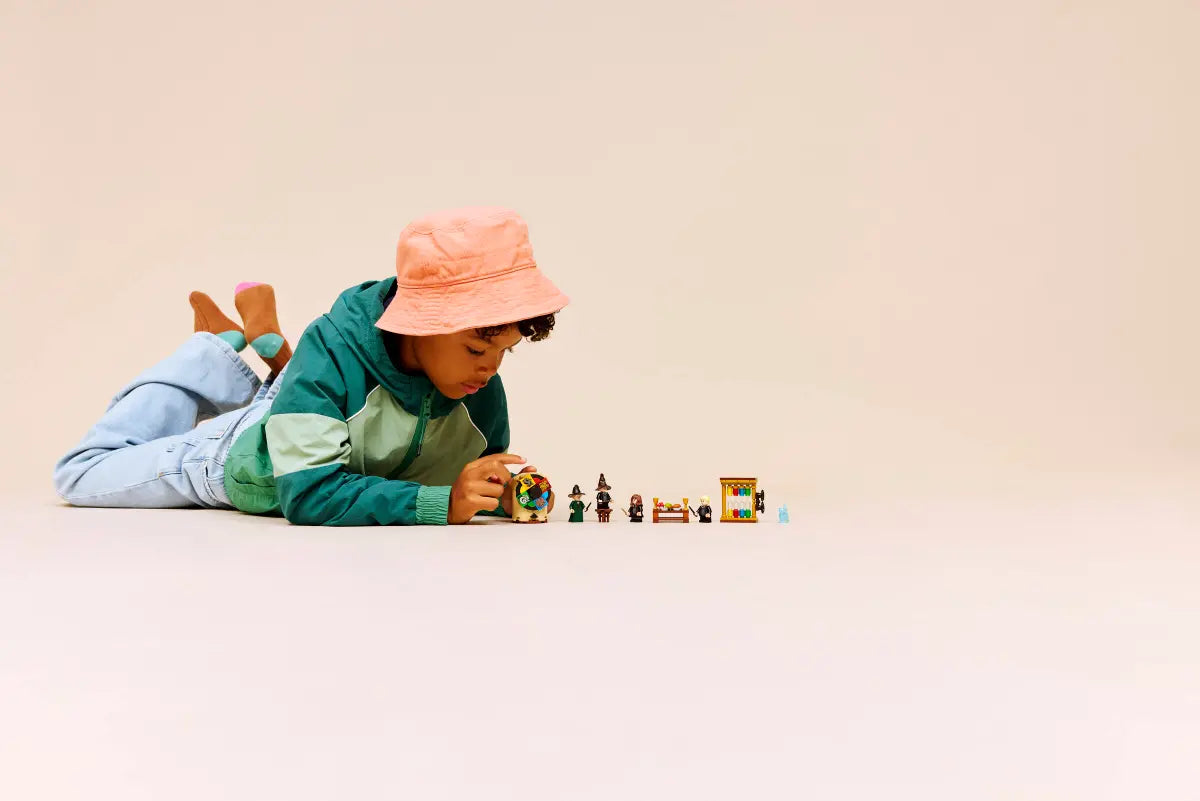 DISPONIBILE DA GENNAIO 2026 - 76460 LEGO Harry Potter - Castello di Hogwarts™: Cerimonia del Cappello Parlante™