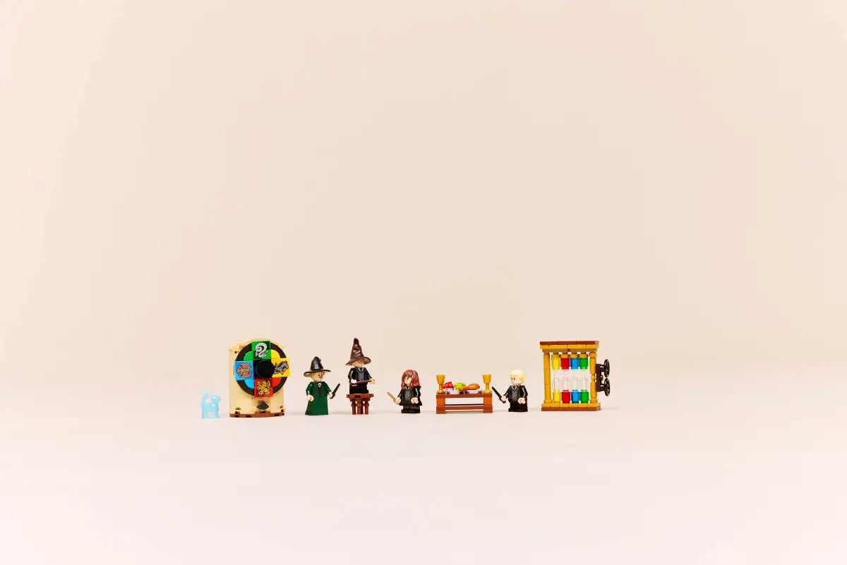 DISPONIBILE DA GENNAIO 2026 - 76460 LEGO Harry Potter - Castello di Hogwarts™: Cerimonia del Cappello Parlante™