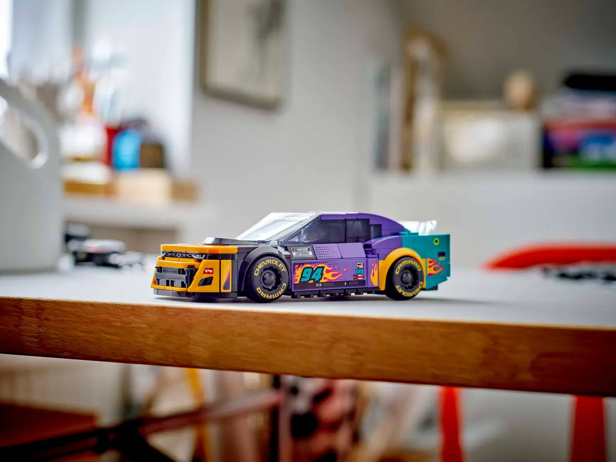 76935 LEGO Speed Champions - NASCAR® Next Gen Chevrolet Camaro ZL1