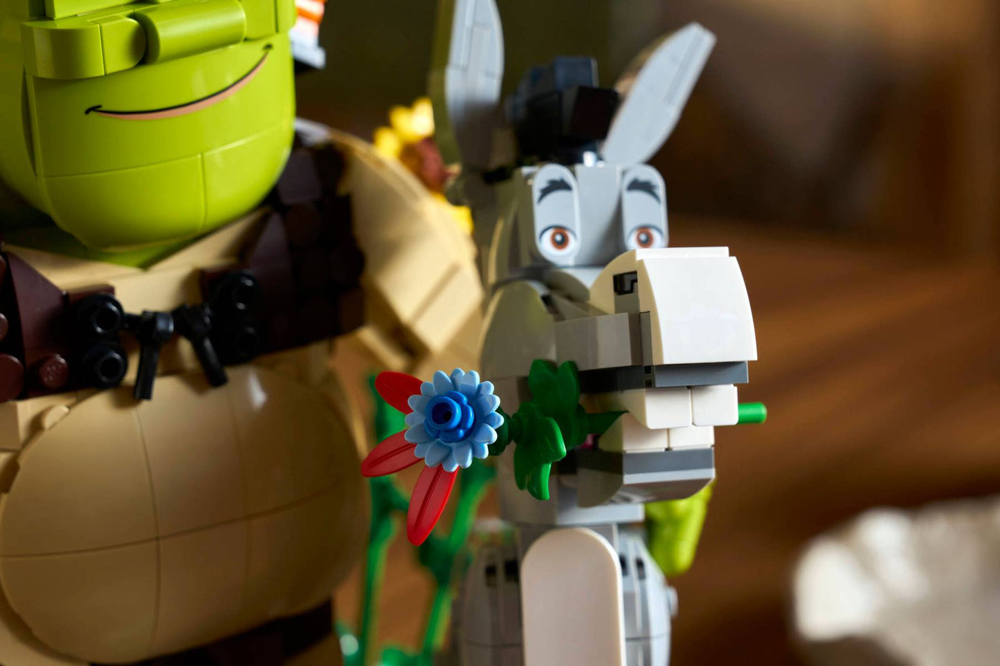 DISPONIBILE DA AGOSTO 2026 - 72423 LEGO Shrek - Shrek, Ciuchino e Gatto con gli Stivali