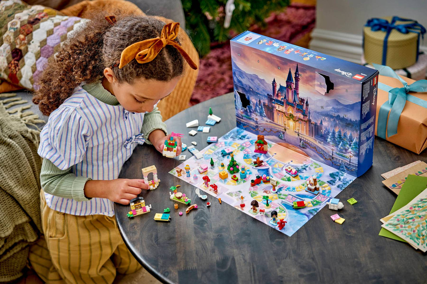 DISPONIBILE DA SETTEMBRE 2026 - 43298 LEGO Disney - Calendario dell’Avvento LEGO® Disney 2026