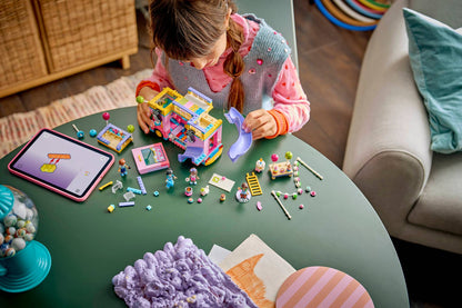 DISPOINIBILE DA GENNAIO 2027 - 42718 LEGO - Friends - Party Bus dell’Amicizia