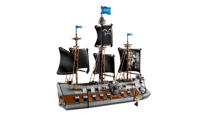 DISPONIBILE DA AGOSTO 2026 - 75646 LEGO One Piece - La nave da guerra di Garp