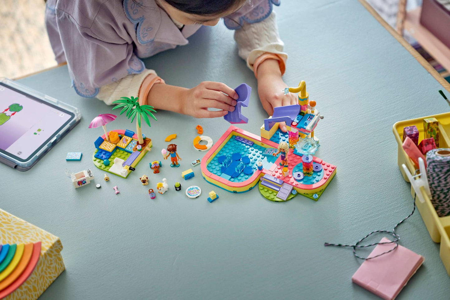 DISPONIBILE DA GIUGNO 2026 - 42676 LEGO - Friends - Divertente giornata al parco acquatico