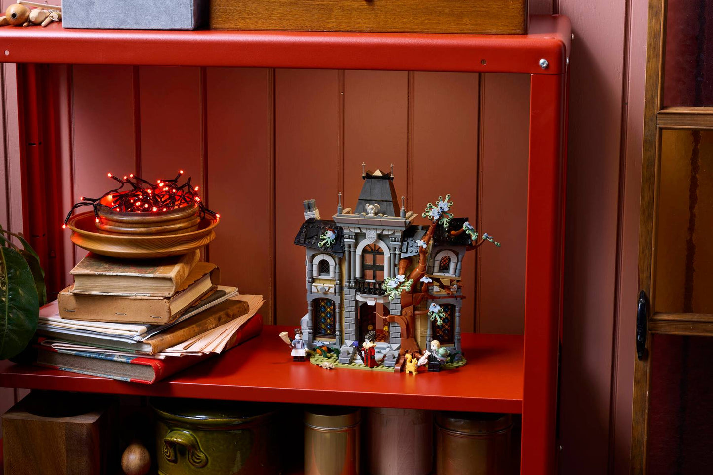 DISPONIBILE DA SETTEMBRE 2026 - 11383 LEGO ICONS - Maniero della Sindaca
