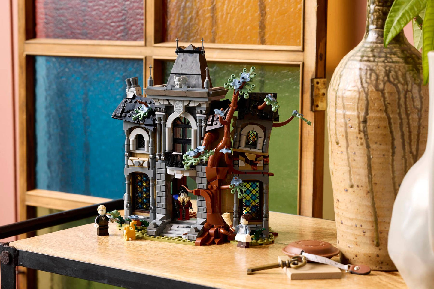 DISPONIBILE DA SETTEMBRE 2026 - 11383 LEGO ICONS - Maniero della Sindaca