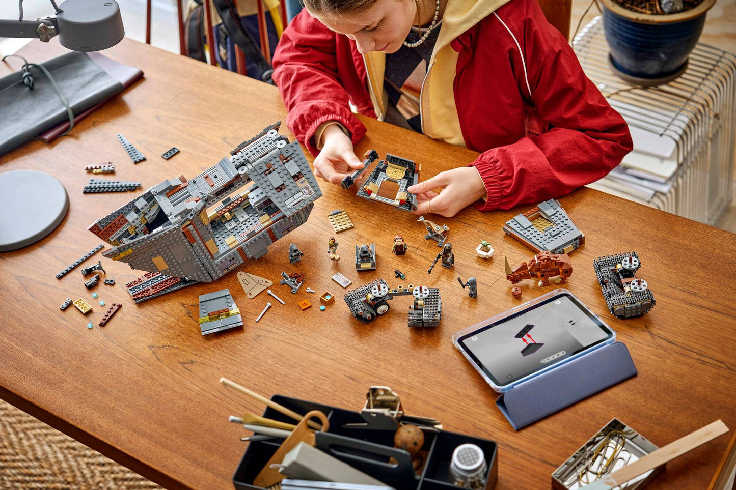 DISPONIBILE DA AGOSTO 2026 - 75453 LEGO Star Wars - Sandcrawler™ e Mudhorn Offworld