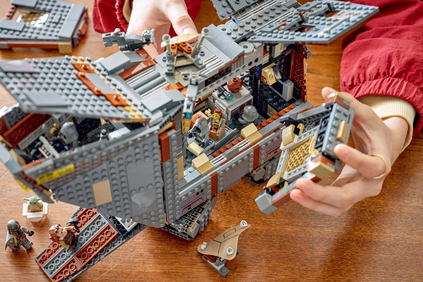 DISPONIBILE DA AGOSTO 2026 - 75453 LEGO Star Wars - Sandcrawler™ e Mudhorn Offworld