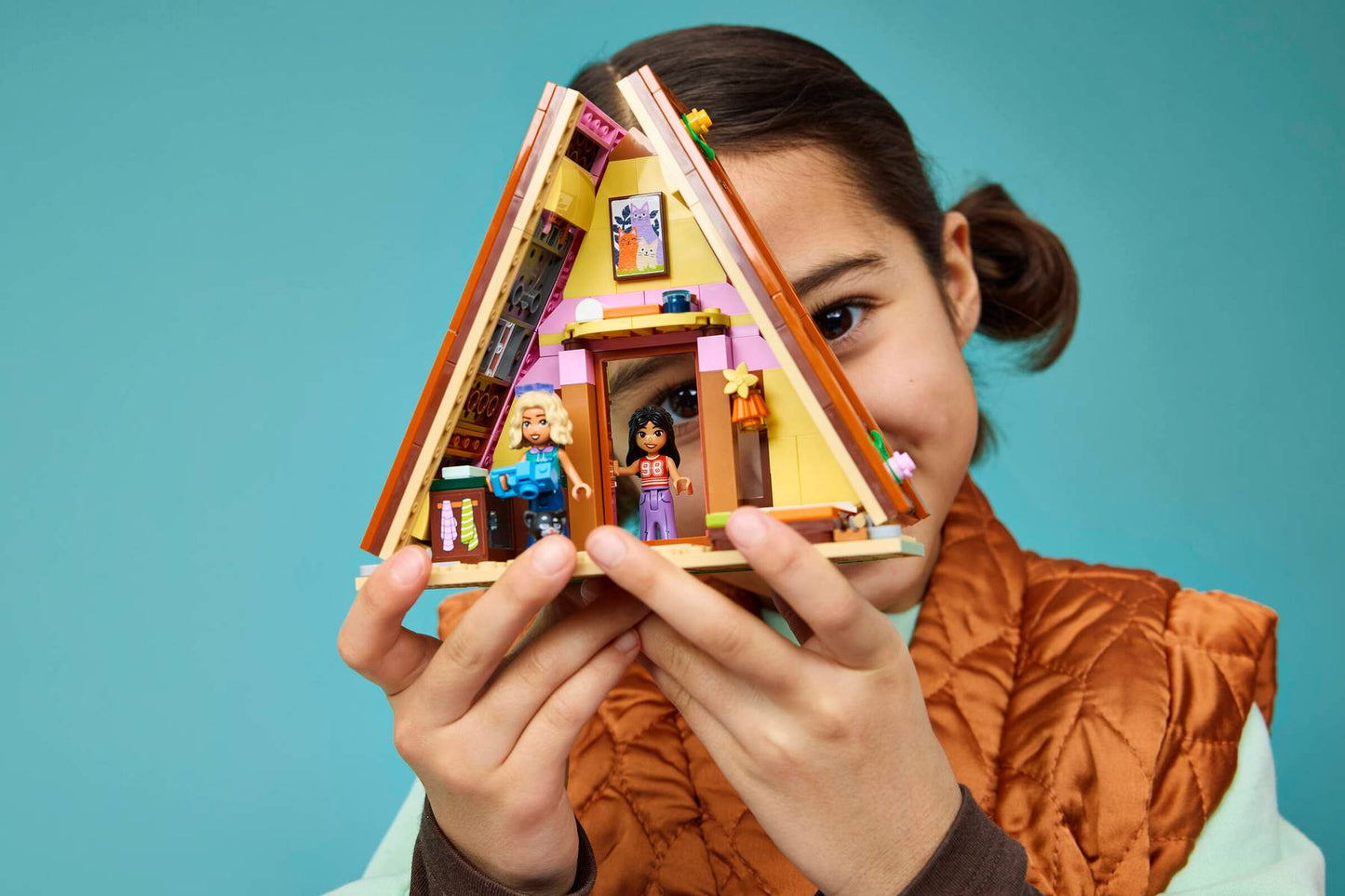 DISPONIBILE DA GIUGNO 2026 - 42682 LEGO - Friends - Cabina glamping nella natura