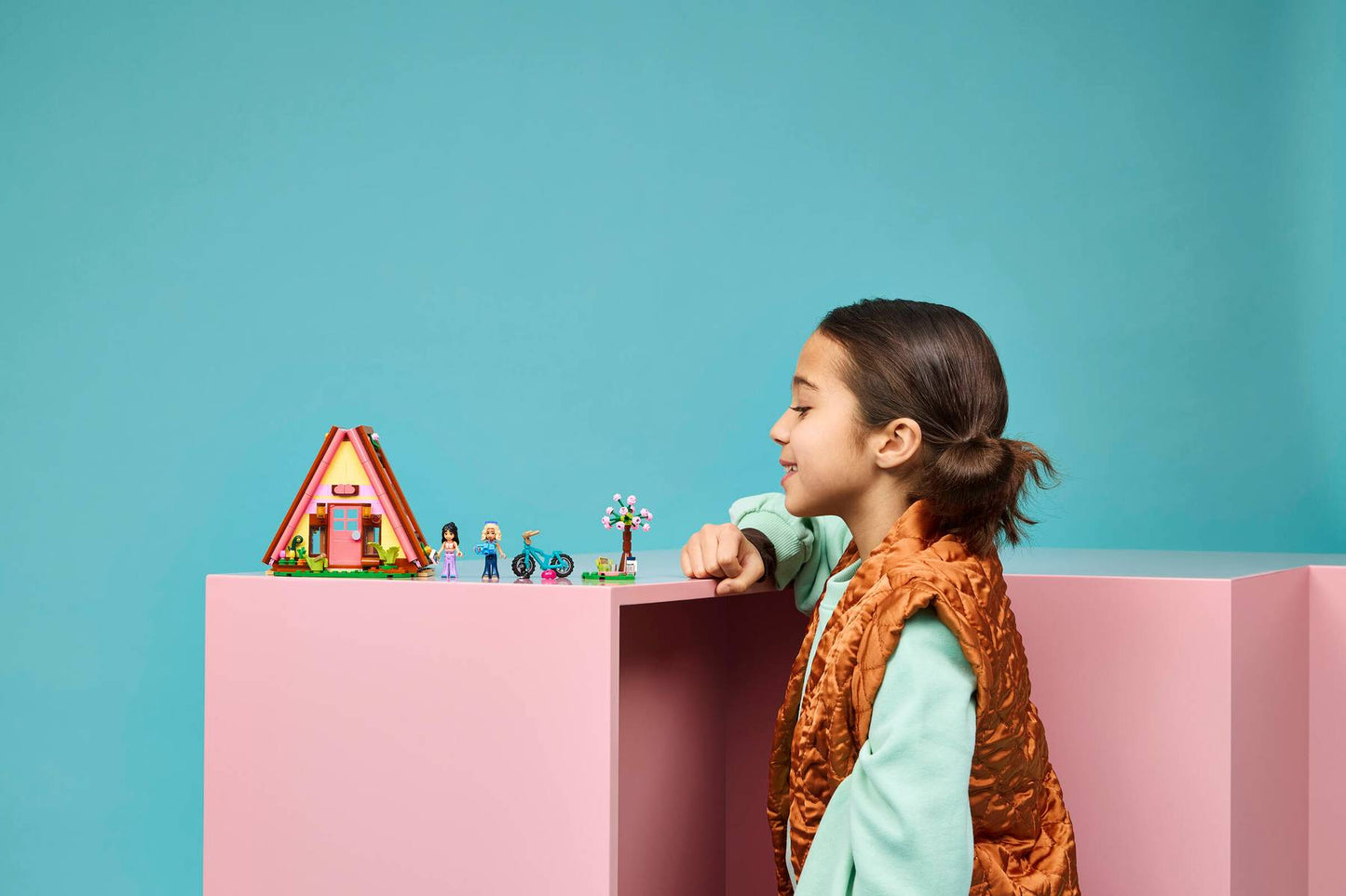 DISPONIBILE DA GIUGNO 2026 - 42682 LEGO - Friends - Cabina glamping nella natura