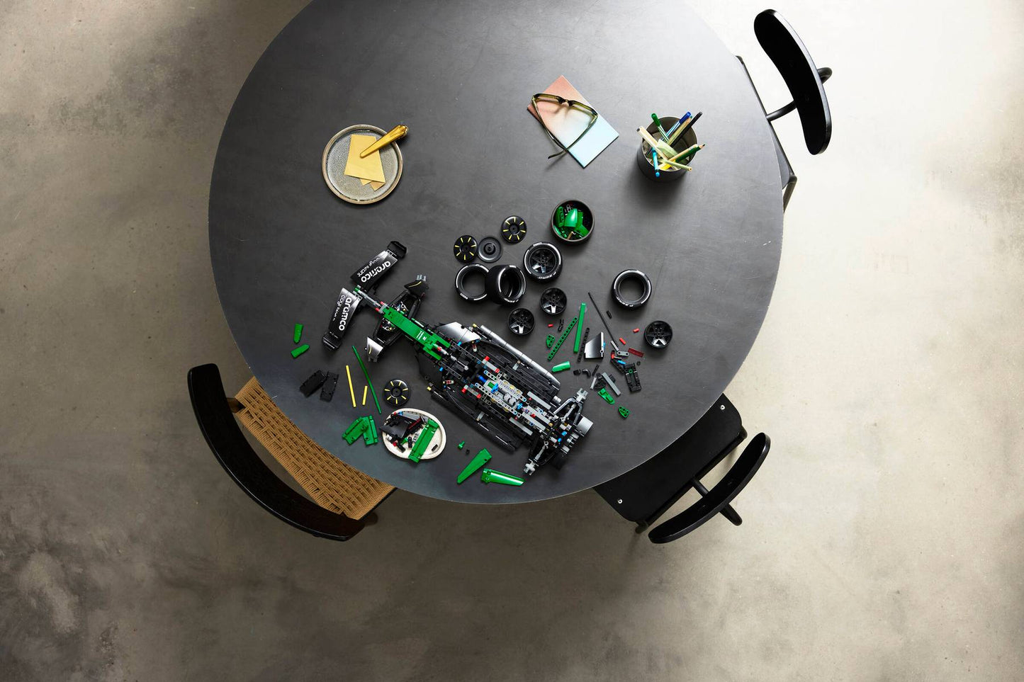 DISPONIBILE DA LUGLIO 2026 - 42240 LEGO Technic - Auto F1® Aston Martin Aramco AMR25