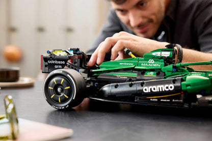 DISPONIBILE DA LUGLIO 2026 - 42240 LEGO Technic - Auto F1® Aston Martin Aramco AMR25