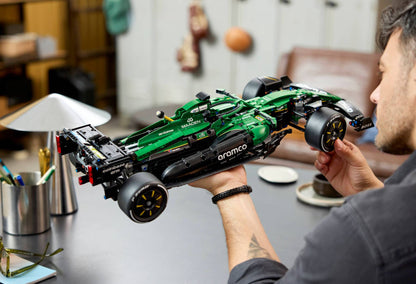 DISPONIBILE DA LUGLIO 2026 - 42240 LEGO Technic - Auto F1® Aston Martin Aramco AMR25