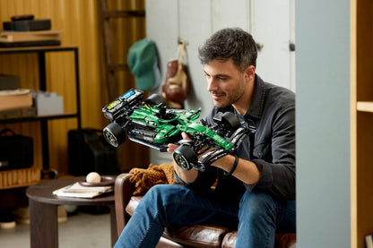 DISPONIBILE DA LUGLIO 2026 - 42240 LEGO Technic - Auto F1® Aston Martin Aramco AMR25