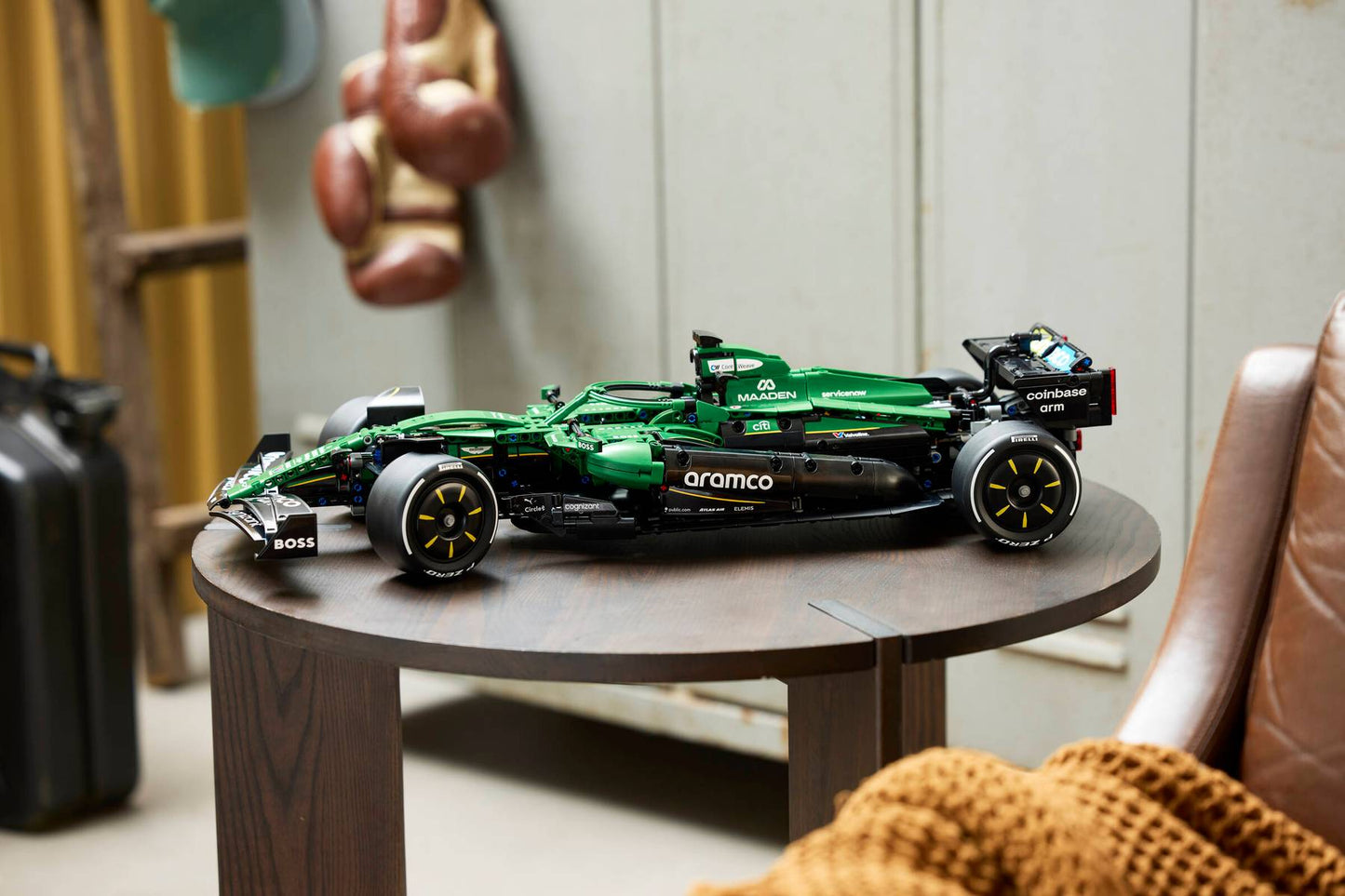 DISPONIBILE DA LUGLIO 2026 - 42240 LEGO Technic - Auto F1® Aston Martin Aramco AMR25