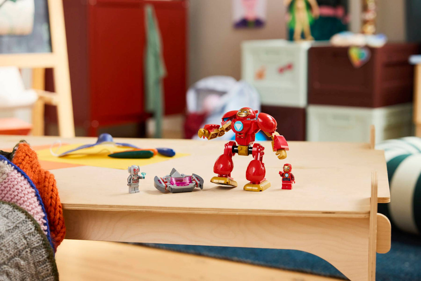 11209 LEGO Marvel - Ultron vs. Iron Man