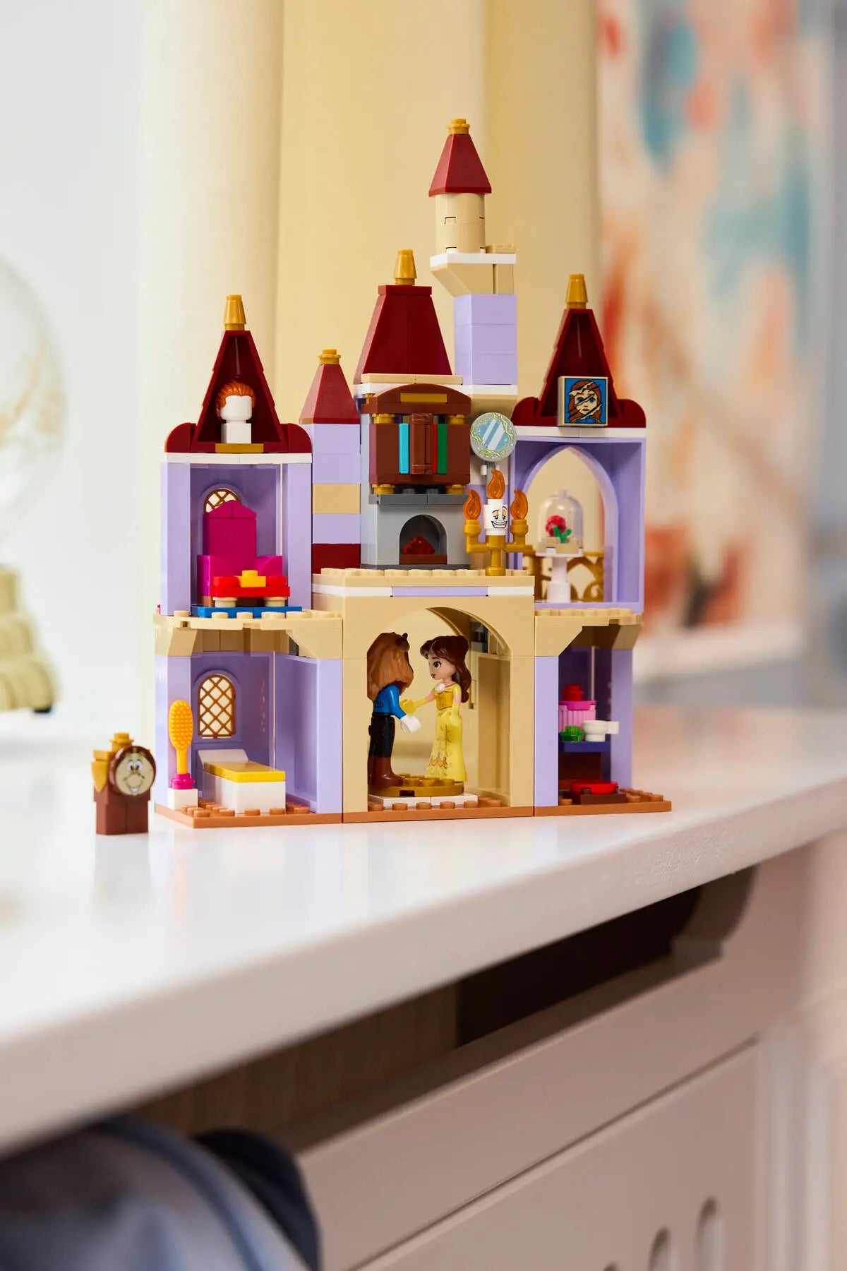 DISPONIBILE DA GIUGNO 2026 - 43289 LEGO Disney - Belle e il castello incantato della Bestia