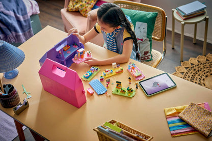 DISPONIBILE DA GIUGNO 2026 - 42697 LEGO - Friends - Valigetta creativa Casa delle bambole