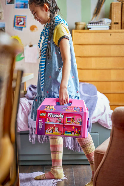 DISPONIBILE DA GIUGNO 2026 - 42697 LEGO - Friends - Valigetta creativa Casa delle bambole