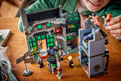 DISPONIBILE DA GIUGNO 2026 - 76471 LEGO Harry Potter - Negozi di magia di Notturn Alley