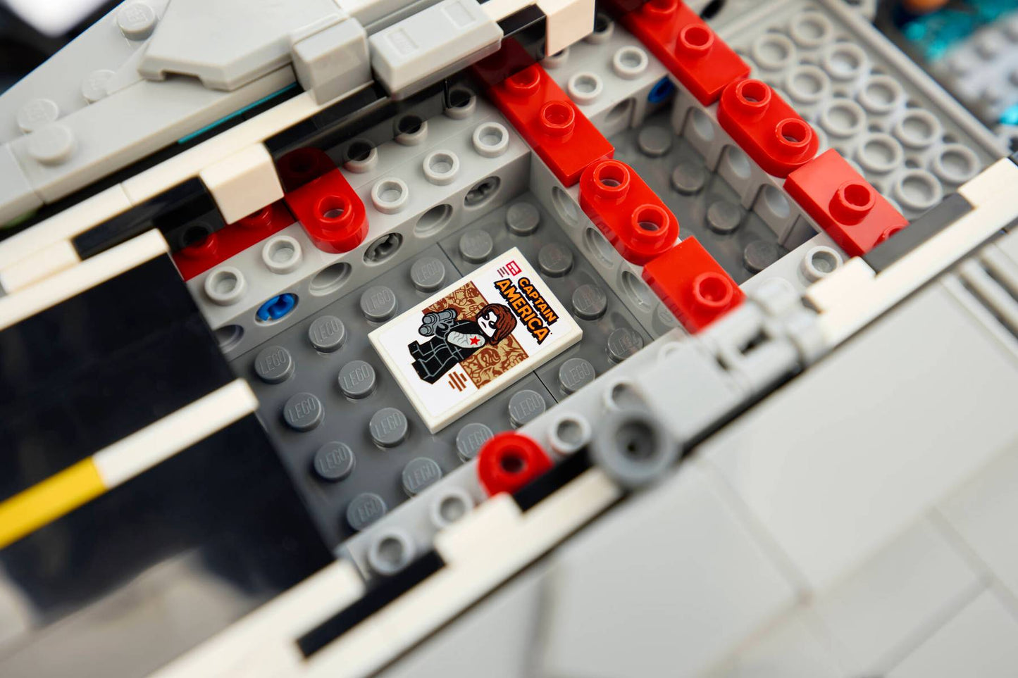 DISPOINIBILE DA GIUGNO 2026 - 76354 LEGO Marvel - Elivelivolo S.H.I.E.L.D.