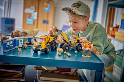 DISPONIBILE DA GIUGNO 2026 - 60494 LEGO City - Camion ribaltabile e pala meccanica