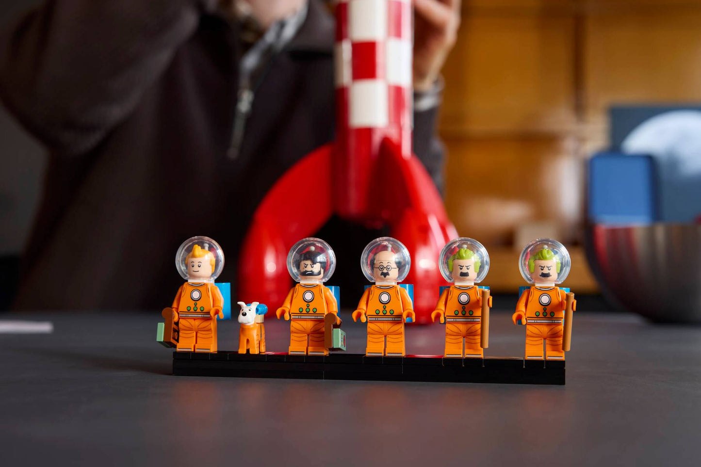 DISPONIBILE DA GIUGNO 2026 - 21367 LEGO IDEAS - Razzo lunare di Tintin®