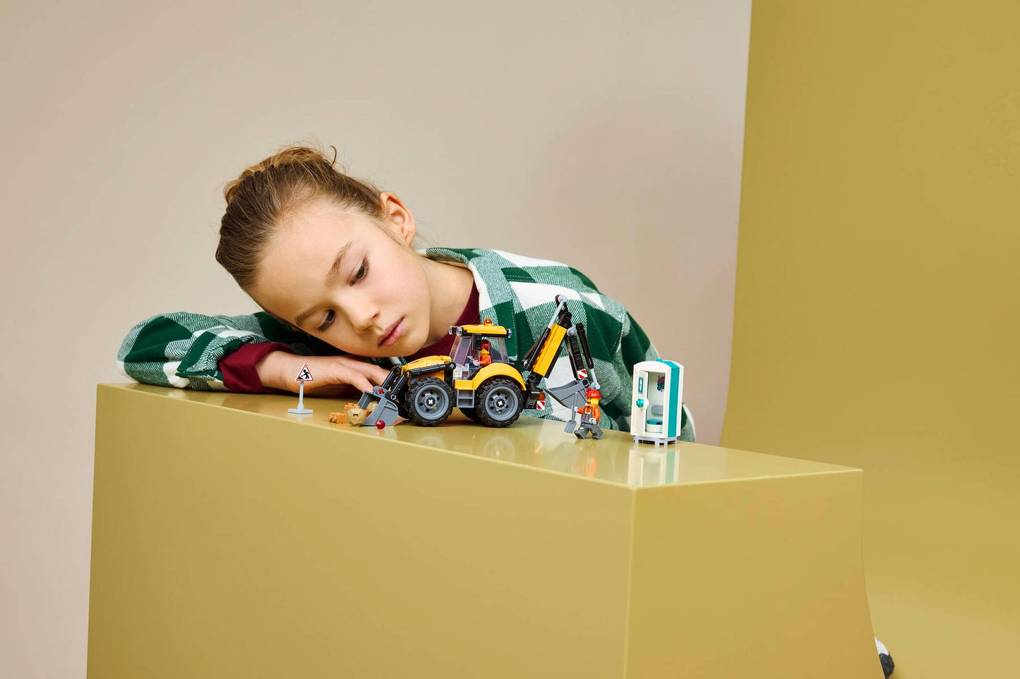 DISPONIBILE DA GIUGNO 2026 - 60480 LEGO City - Scavatrice da cantiere gialla