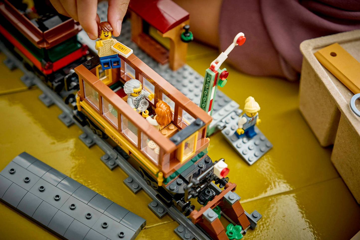 DISPONIBILE DA GIUGNO 2026 - 60511 LEGO City - Treno a vapore vintage