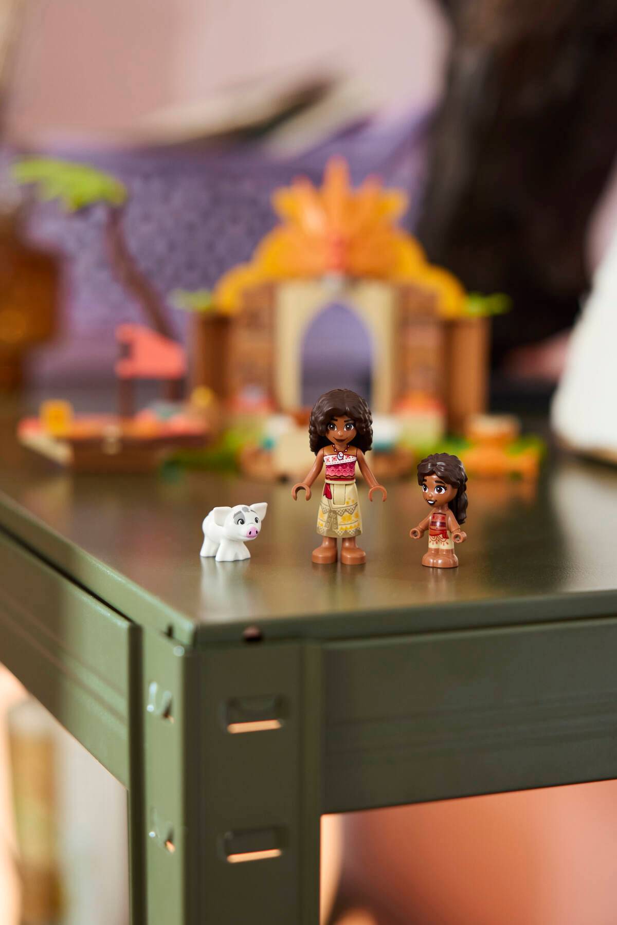 43282 LEGO Disney - Casa del villaggio e barca