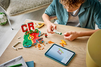 43012 LEGO Editions - Cristiano Ronaldo – Highlights calcistici